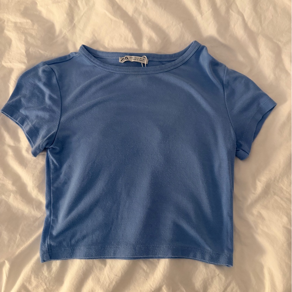 Small blue zara top